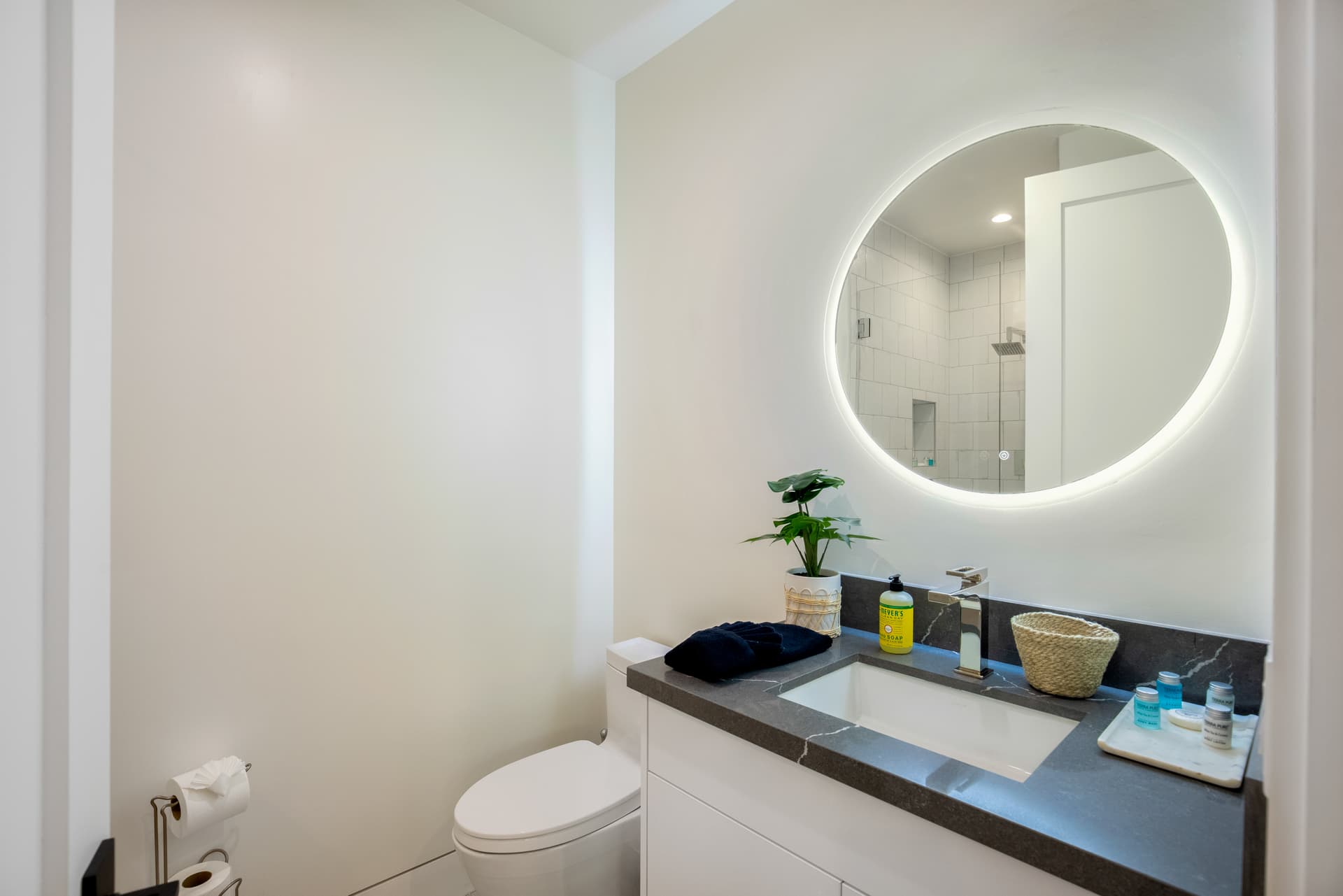 Waring Villa - Image 51