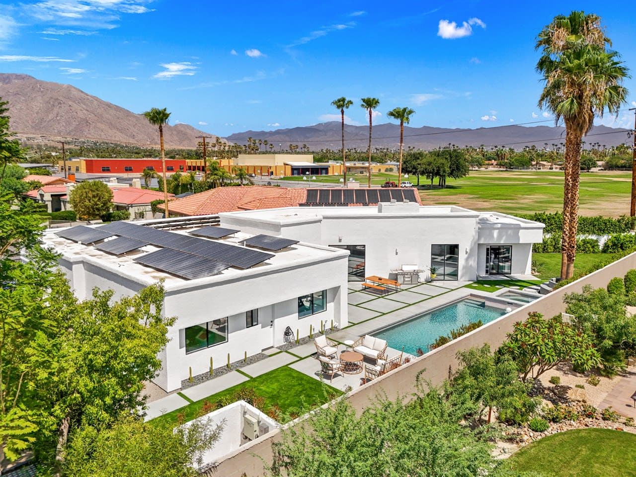 Palm Lighthouse - Image 45