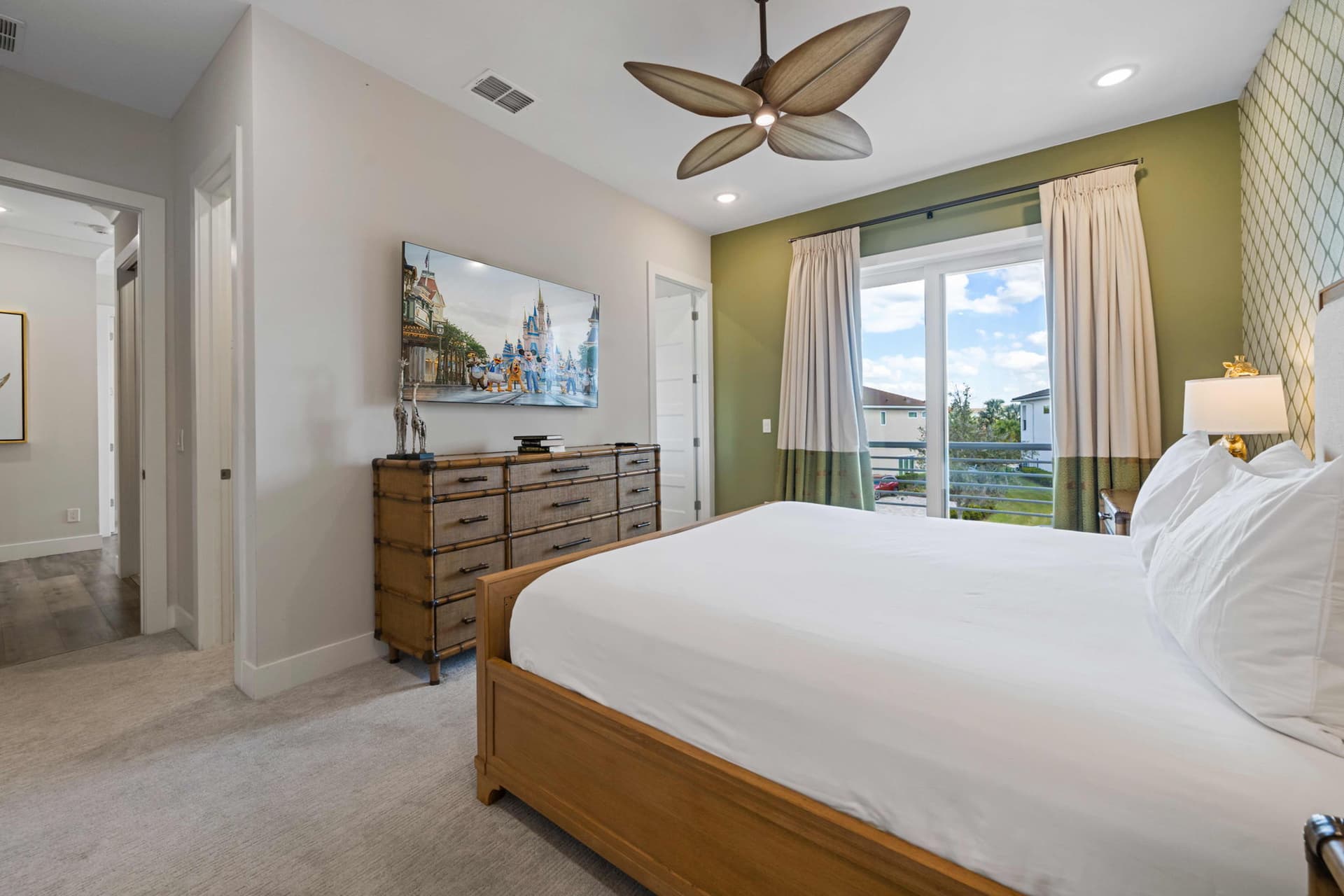 Enchantment at Bear's Den - Image 30