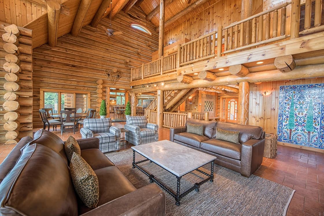 Azalea Lodge - Image 4