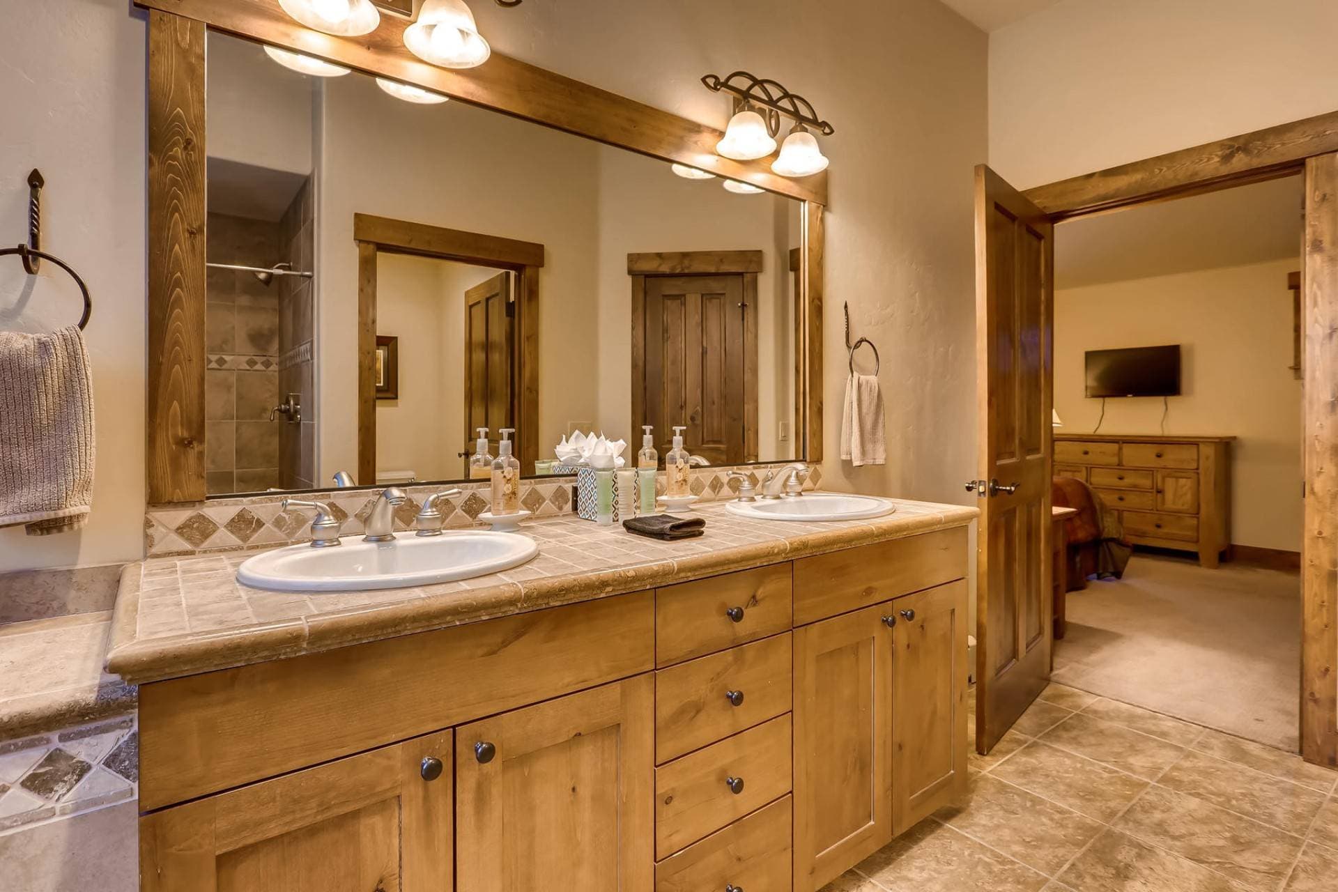 Mountain Thunder Home - Image 15