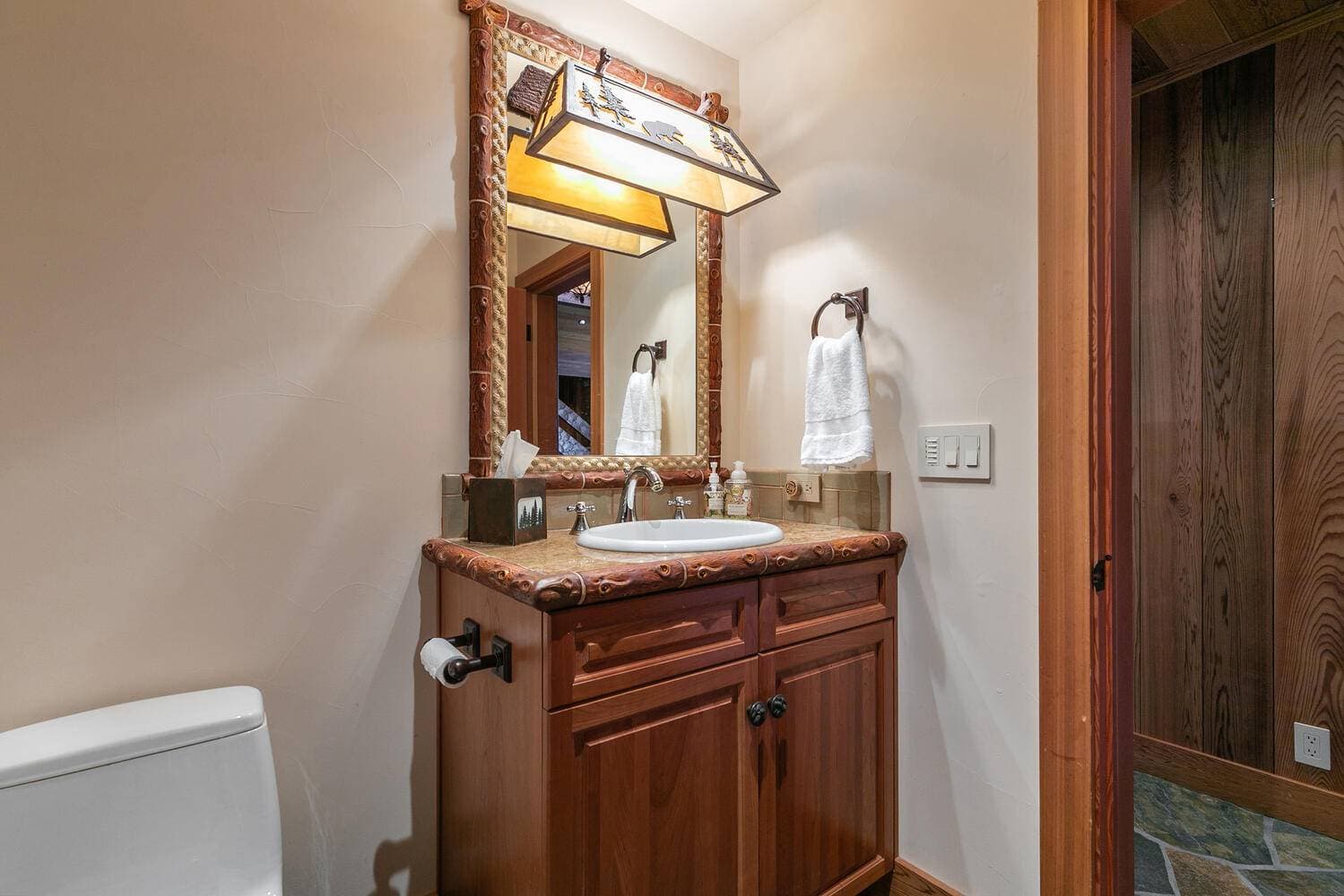 Clouds Rest Lodge - Image 7