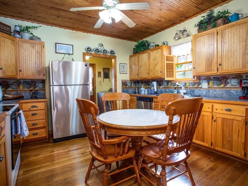 Crepe Myrtle Cottage - Image 4