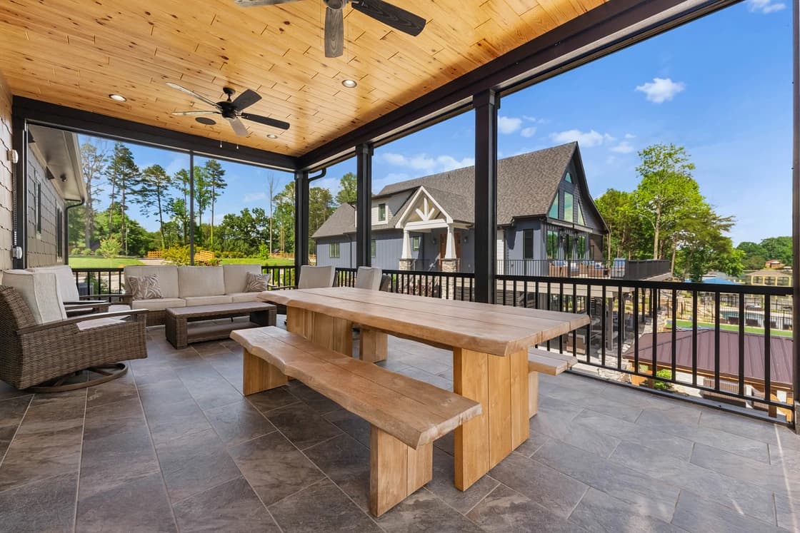 Black Bear Lodge - Image 54