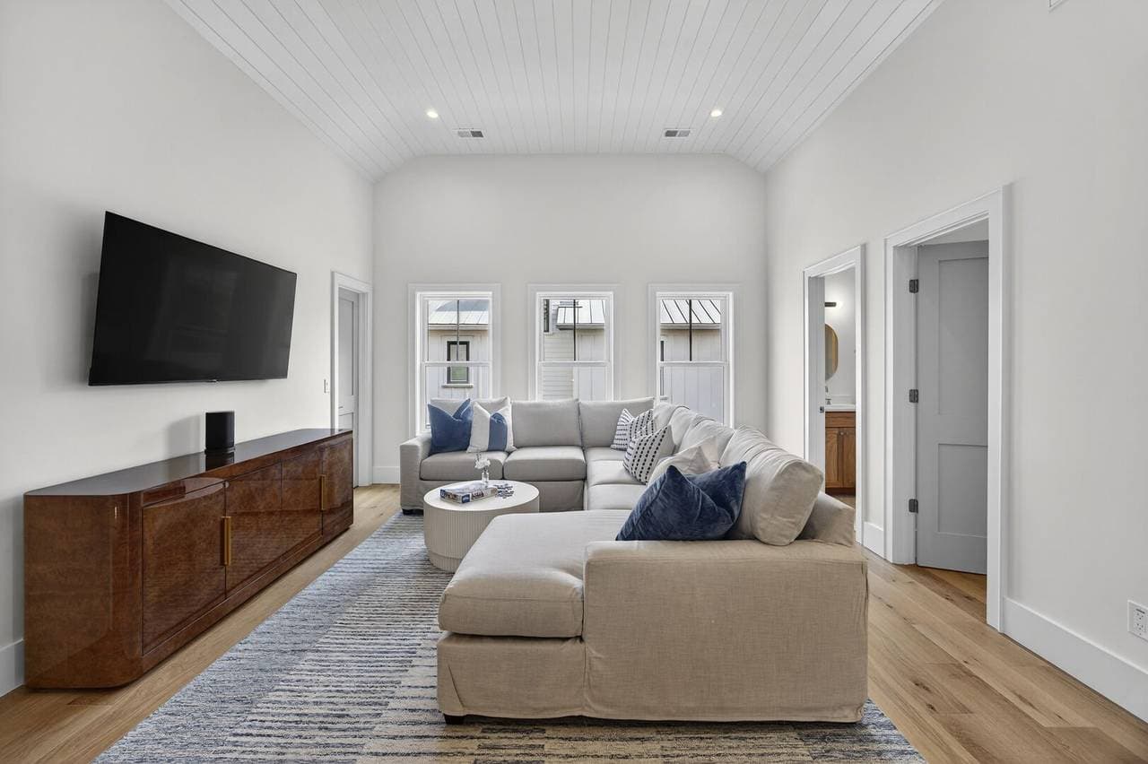 Cameron Coastal Retreat - Image 18