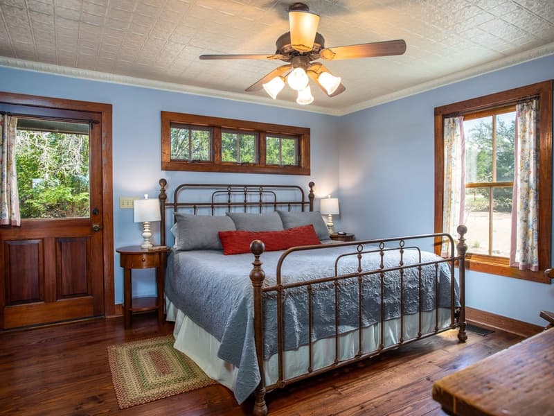 Honey Creek - Image 5