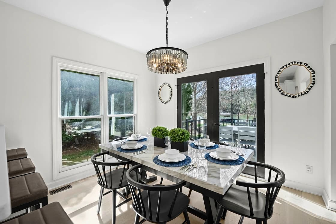 Knotty Pines - Image 24