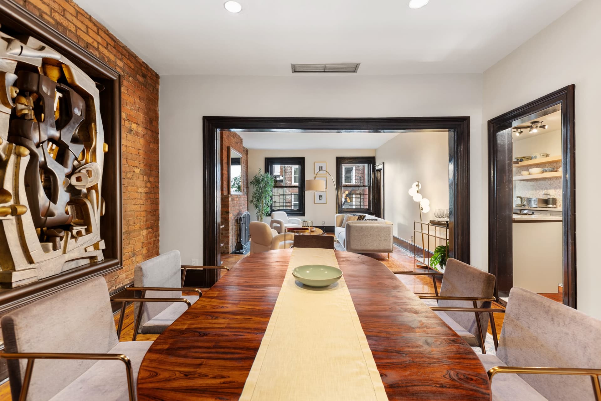 Garden Place - Image 19