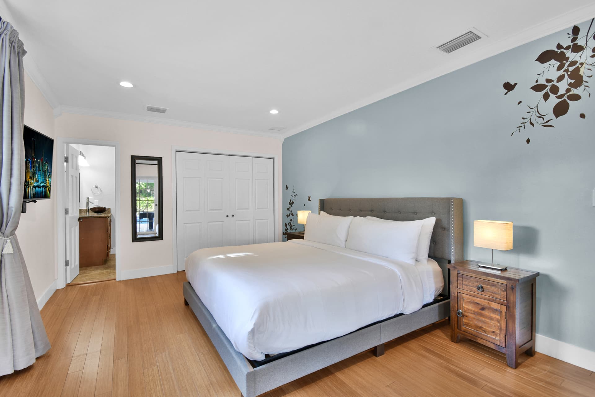 Diane House - Image 23