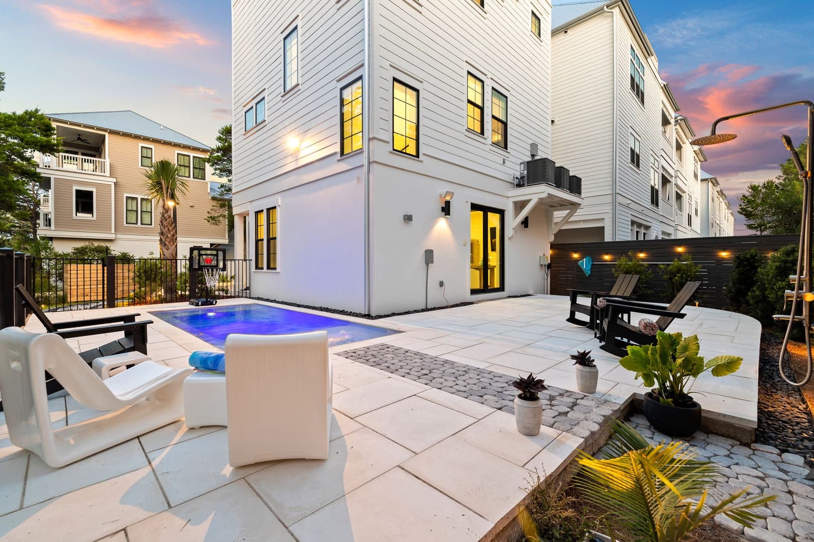 Endless Views - Image 66