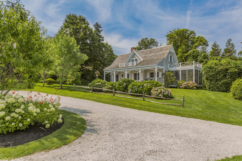 Harborside Hideaway - Image 1