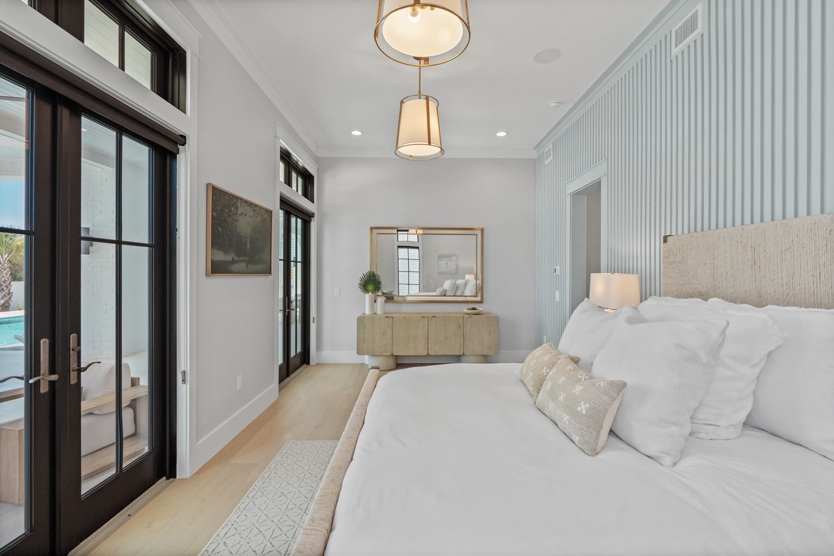 Grand Pearl - Image 43