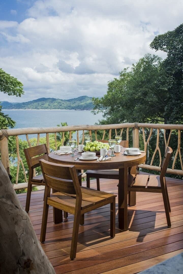 Tree House - Image 10