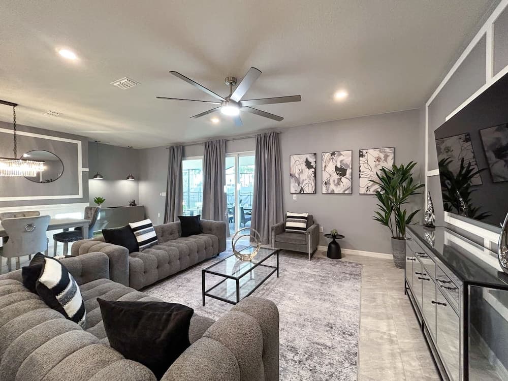 Martin Mansion - Image 1