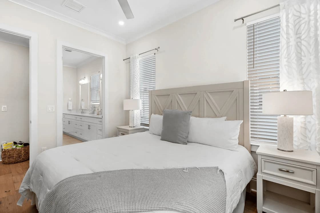 Emerald Escape - Image 6