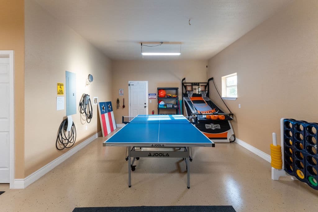 Taking in the View House - Image 30