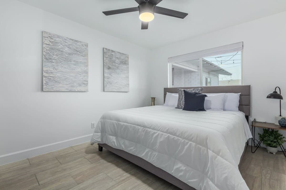 Crown Azul Retreat - Image 11