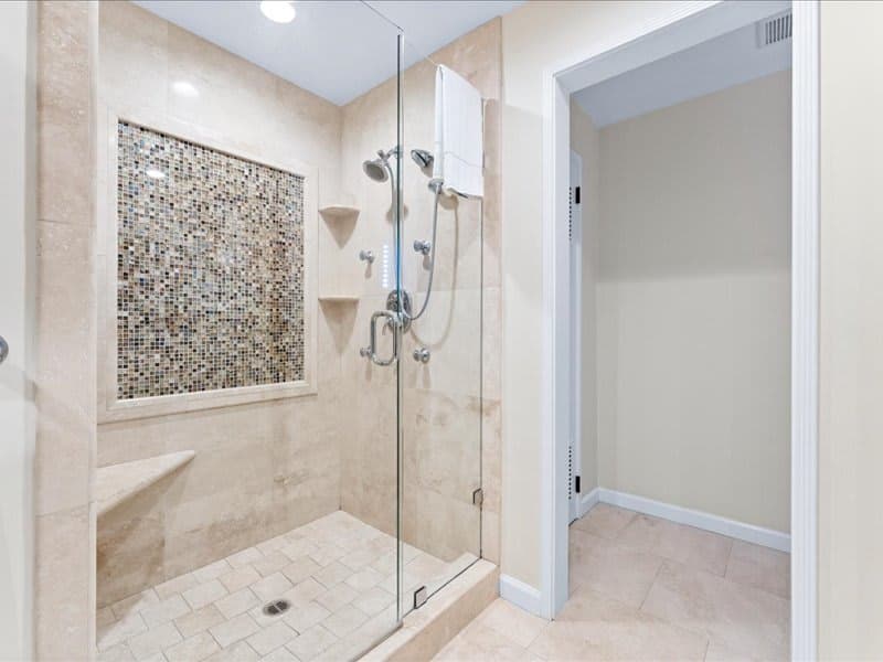 River Peninsula - Image 39