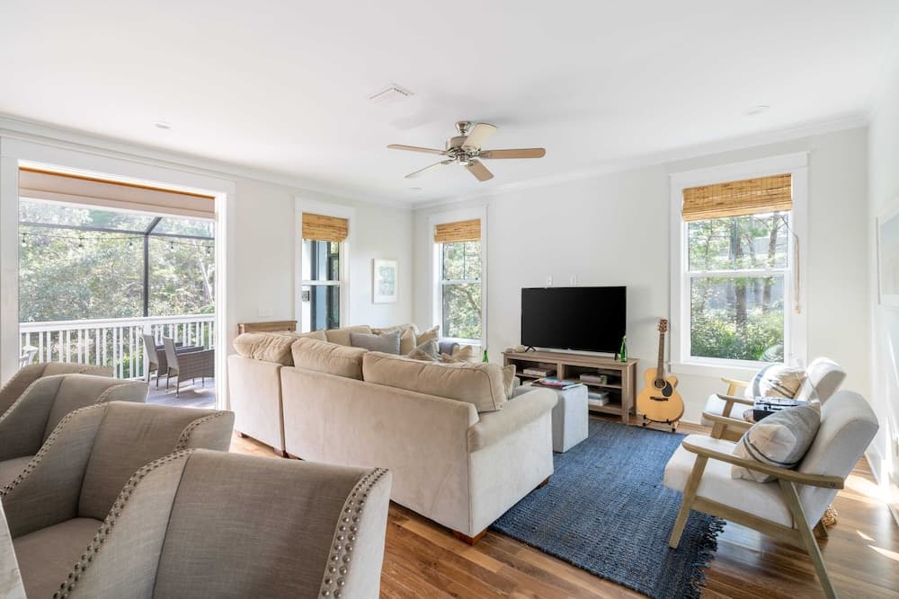 Ramona Lush - Image 3