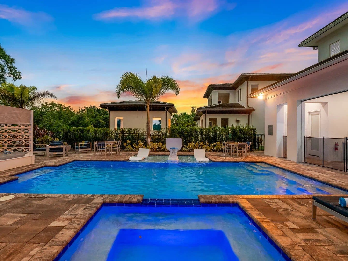 Fairway Tropic Oasis - Image 2