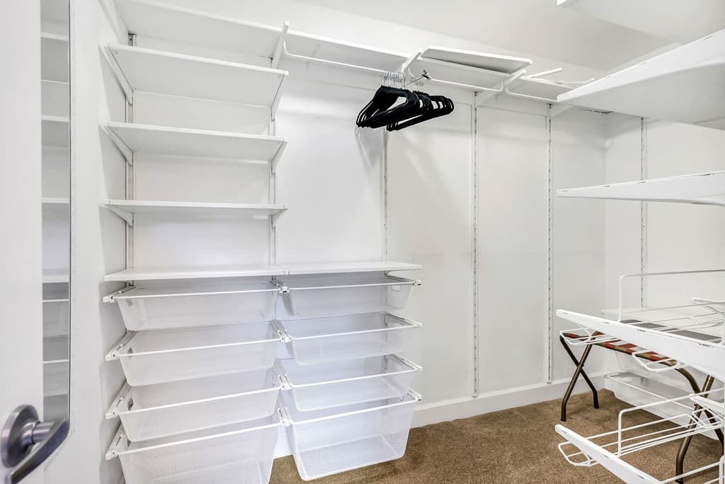 Creekside Cottage Home - Image 40