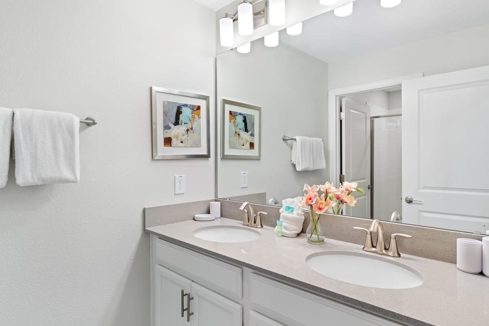 Storey Lake #4803 - Image 22