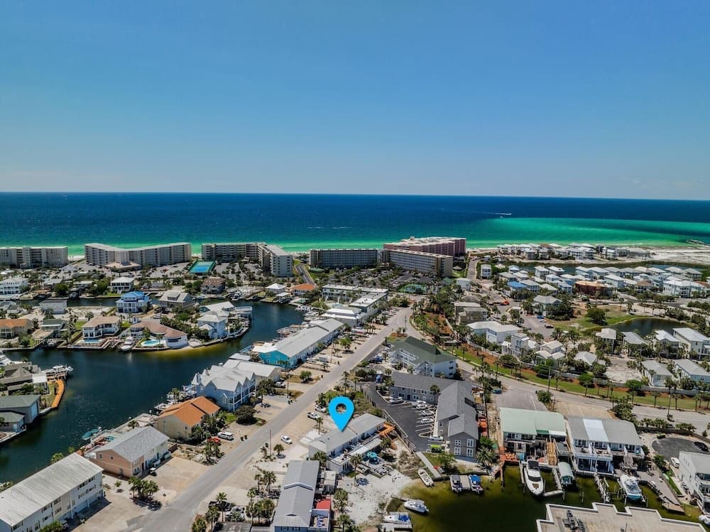 Red Hot Retreat - Image 2