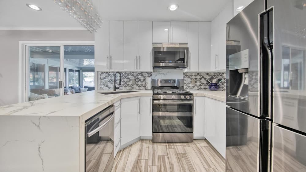 Red Hot Retreat - Image 5