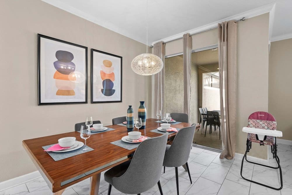 Fantasy Stay Villa - Image 4