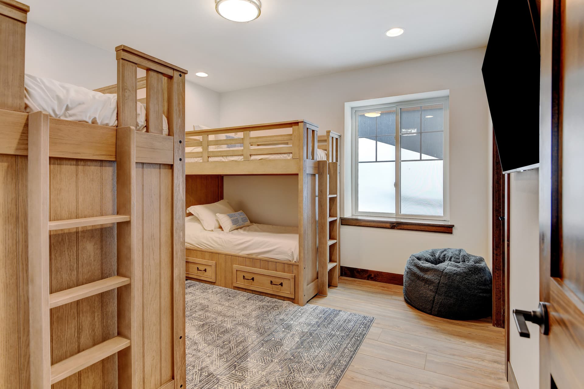 Rendezvous Aspen #15 - Image 30