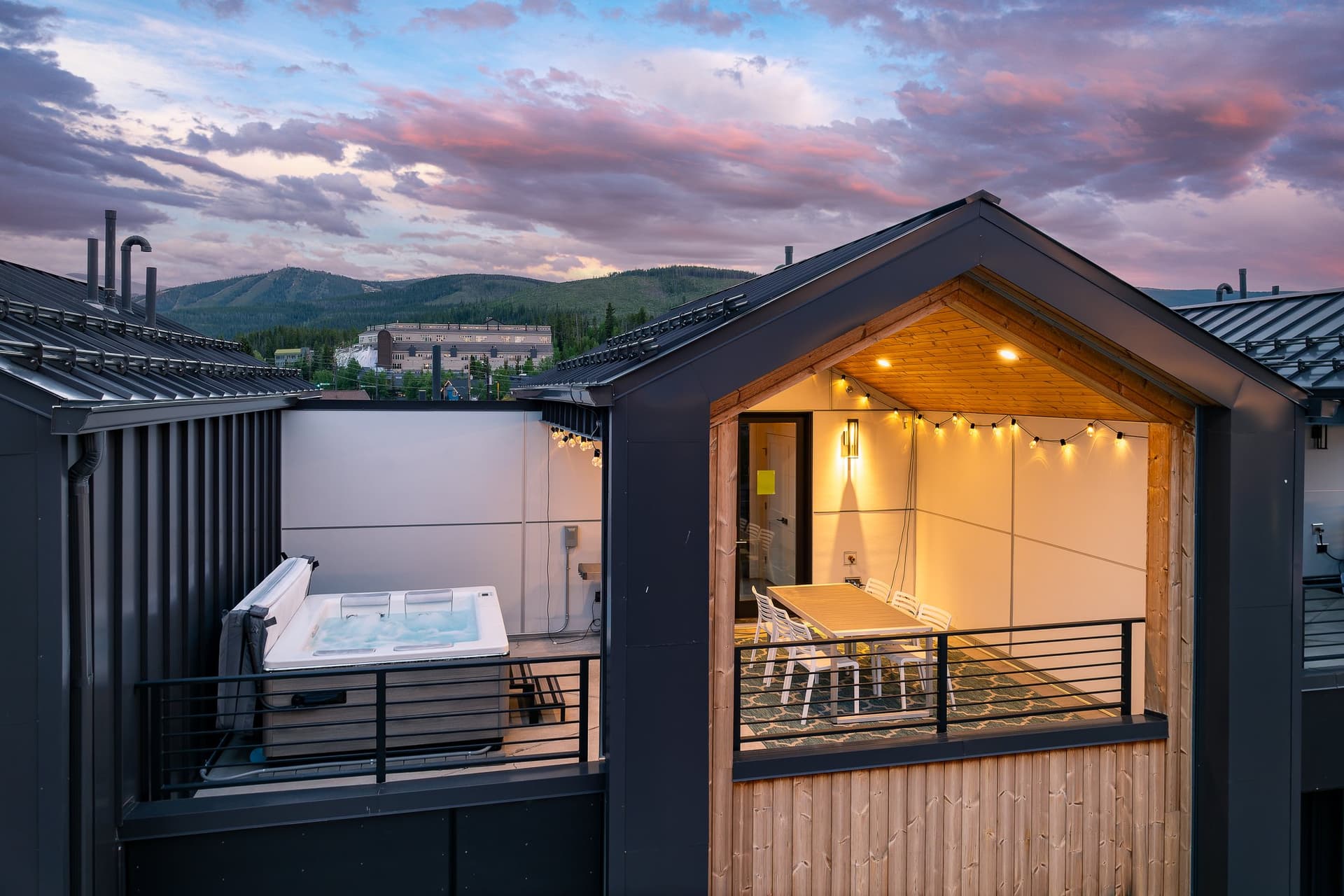 Rendezvous Home #92 - Image 33