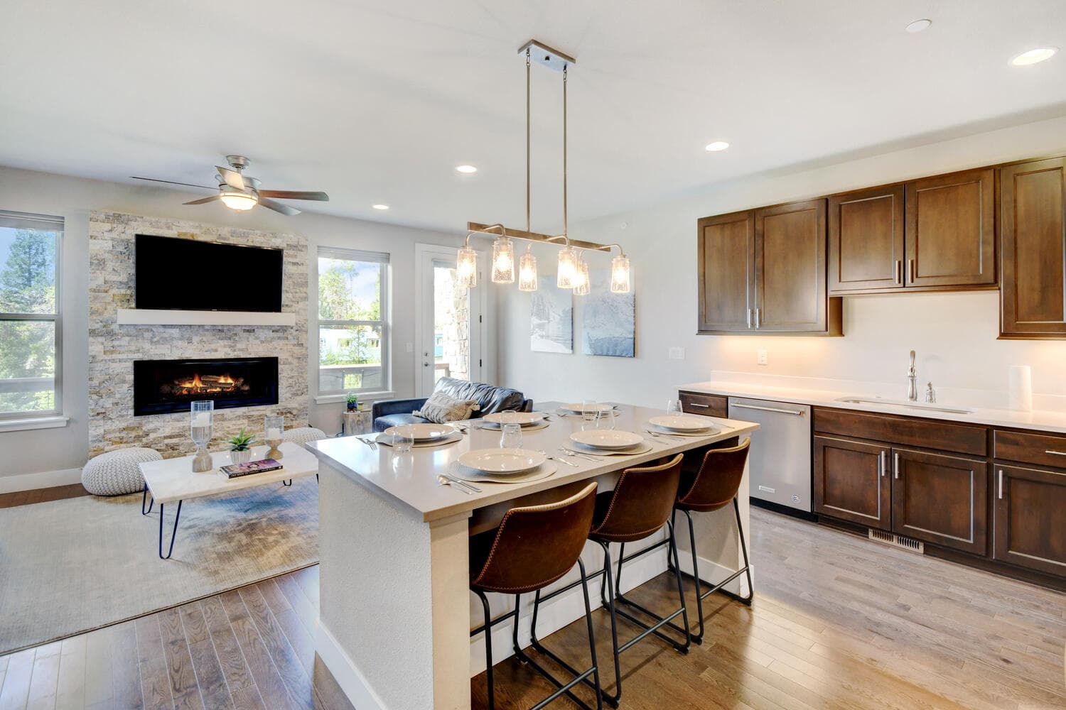 Rendezvous Mountain Chalet #105 - Image 4