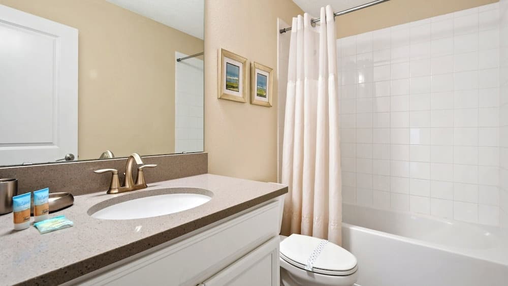 Lakeview Home on ChampionsGate - Image 34