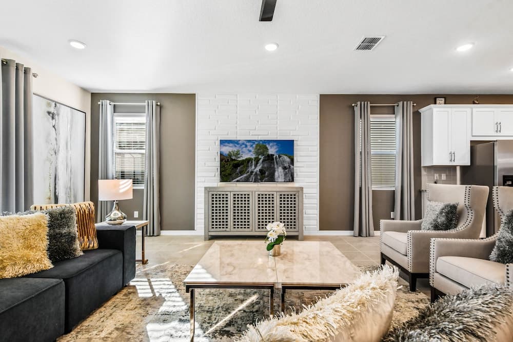 Spells & Smiles - Image 4