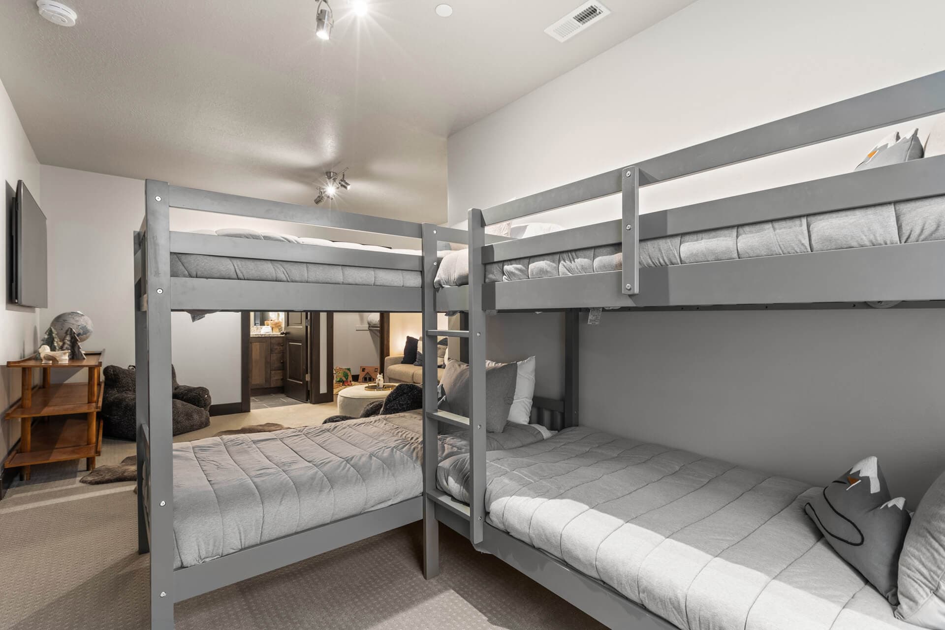 Retreat at Jordanelle #1147 - Image 18