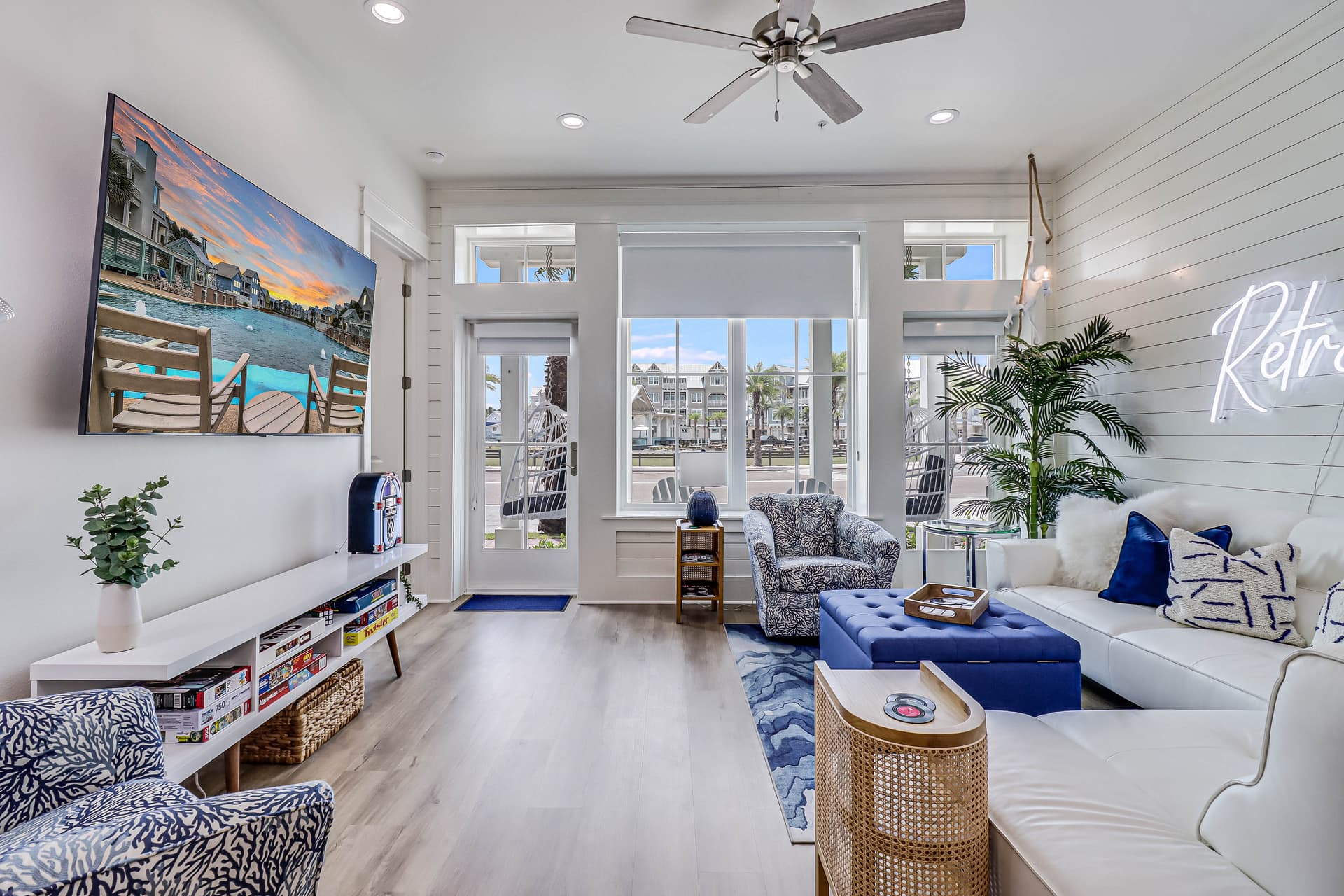 Retro Retreat - Image 2