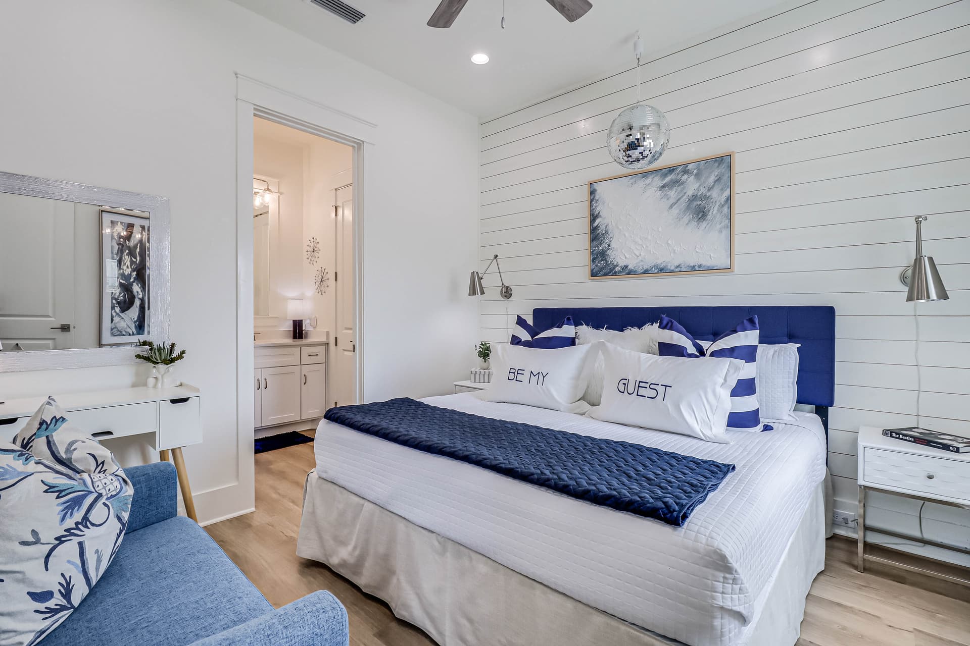 Retro Retreat - Image 12