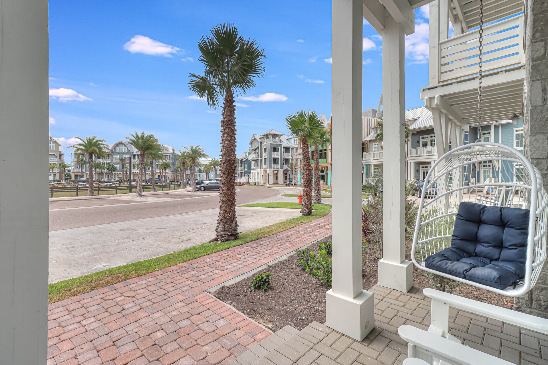 Retro Retreat - Image 24