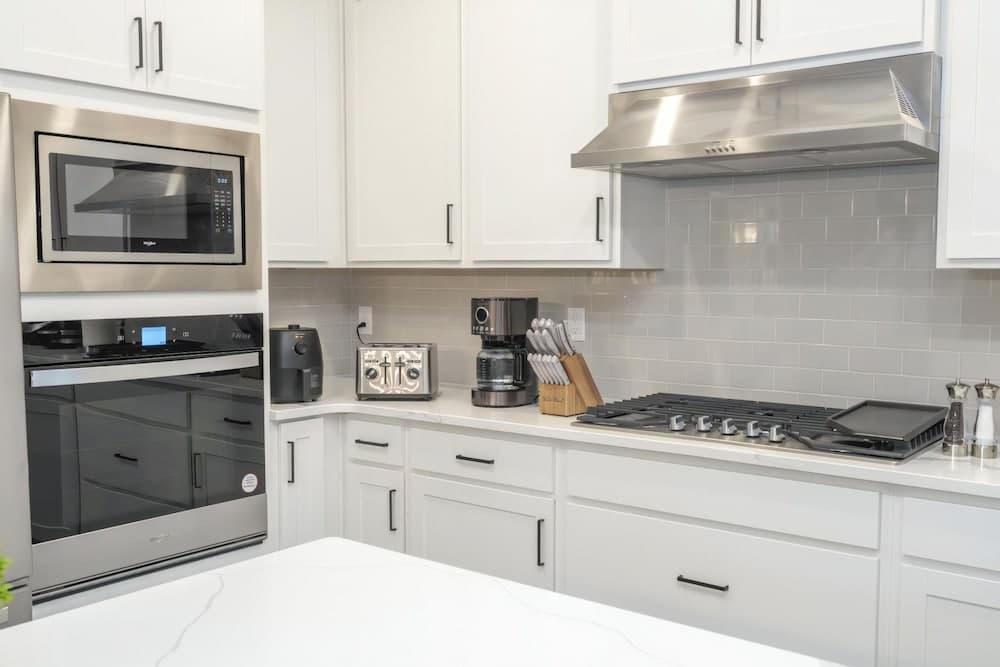 Playful Palms - Image 16