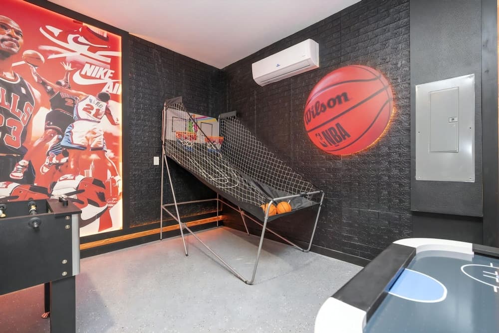 Playful Palms - Image 29