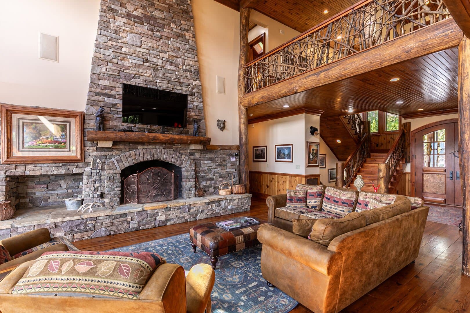 Overlook Estate in The Farm - Image 8