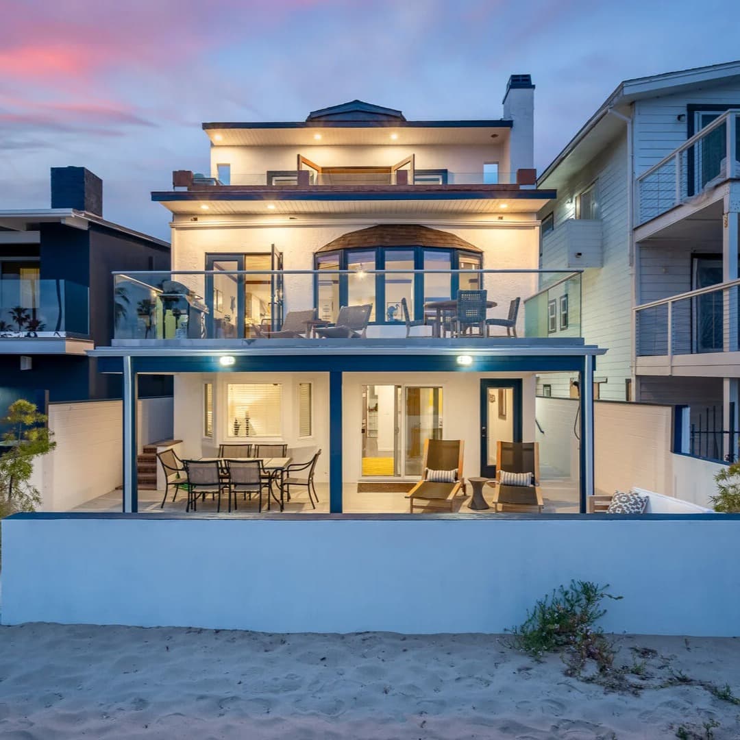 Seaside Serenity Haven - Image 1