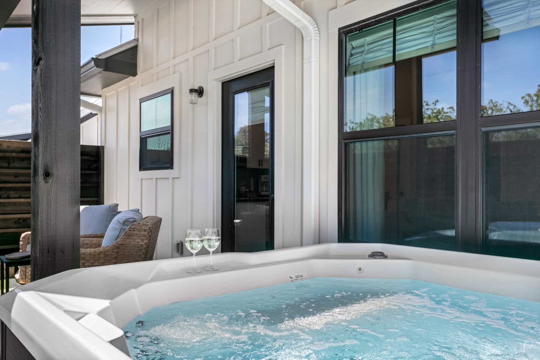 Rise and Wine Home - Image 4