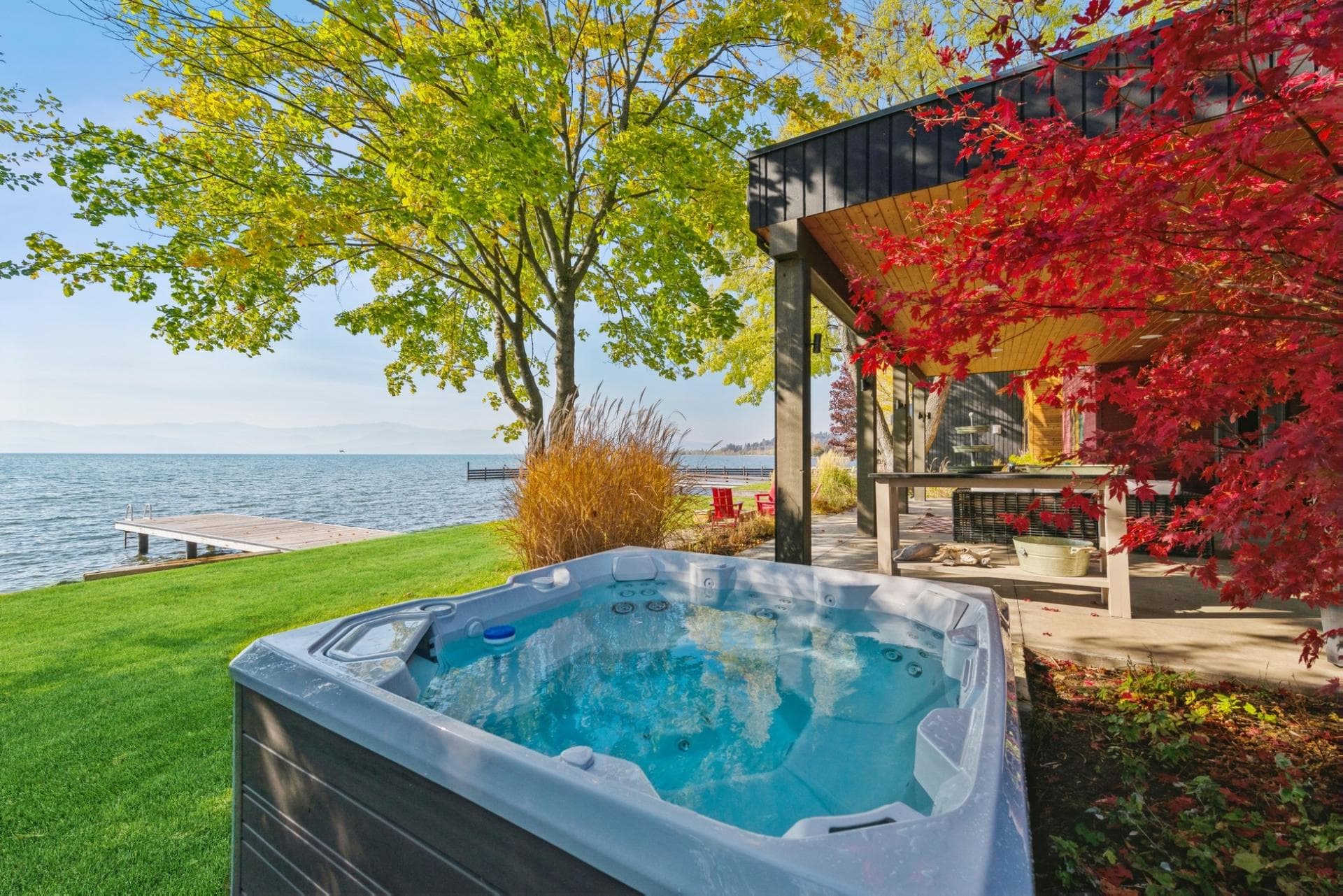 Rivers End Lake House - Image 2