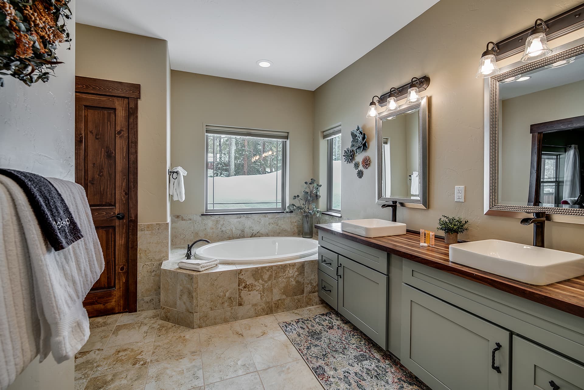 Rocky Mountain Place - Image 21