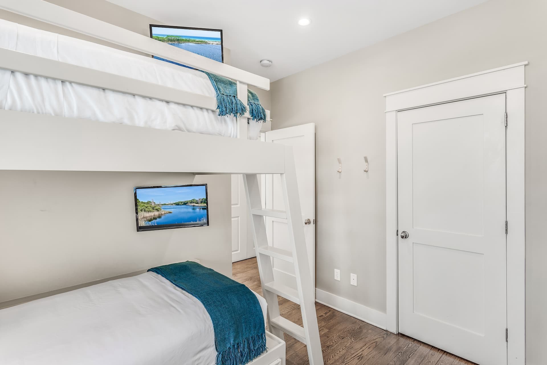 Rolling Dunes - Image 17