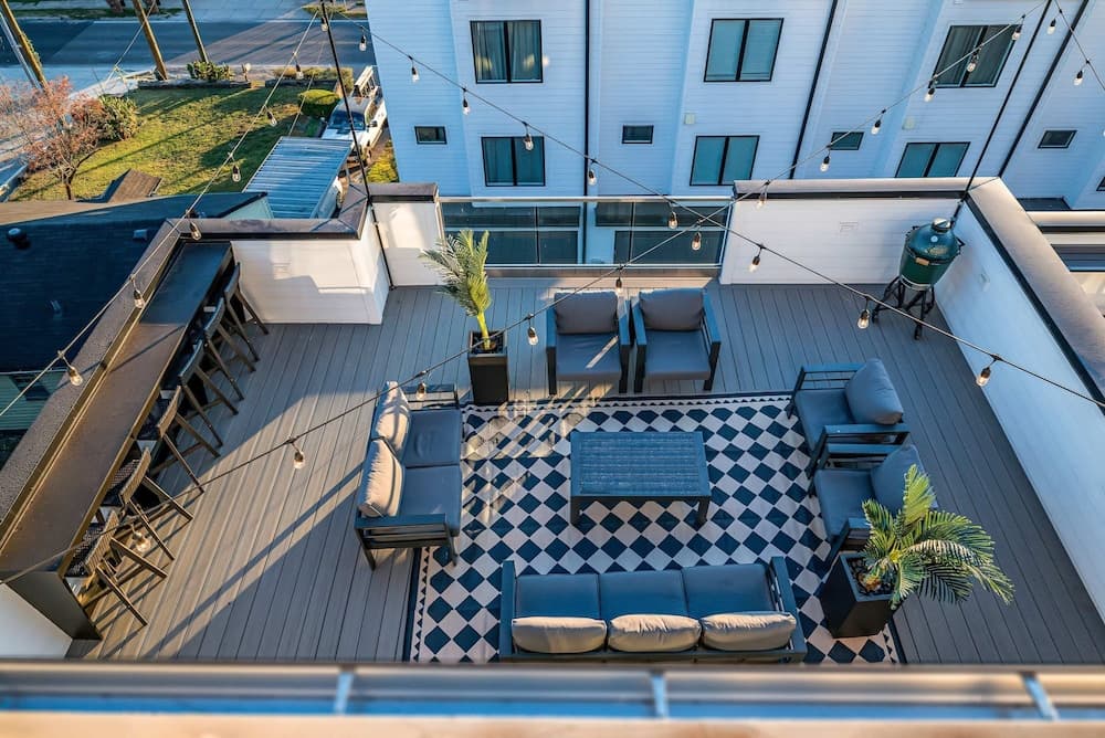 Howdy Malibu - Image 29