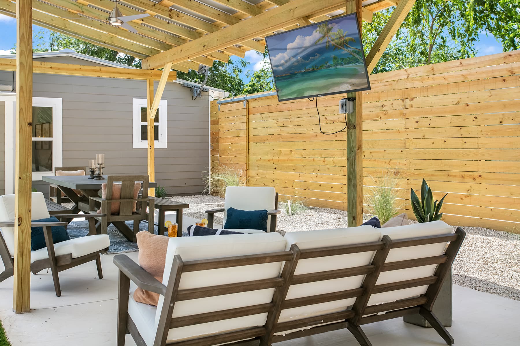 Rosewood Haus - Image 21