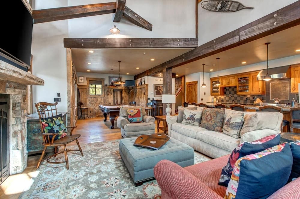 Rossi Hill - Image 2