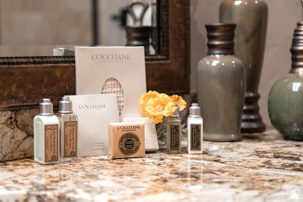 Rossi Hill - Image 27